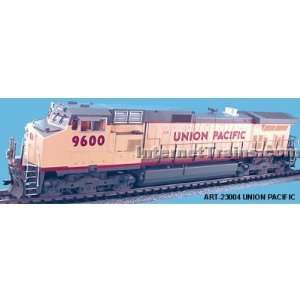    Aristo Craft Large Scale Dash 9   Union Pacific Toys & Games