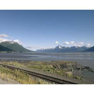 Scenic view from the Seward Highway in the Chugach National Forest 