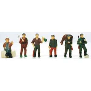  5711 Hunter Figures (6) HO Toys & Games