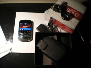 BlackBerry Bold 9900   8GB   Black UNLOCKED Rogers . EXCELLENT Mobile 