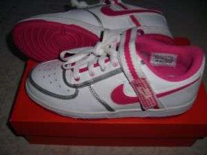 NEW NIKE GIRLS VANDAL LOW SNEAKERS Size 6Y/7(wom) shoes  
