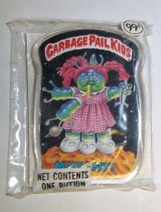 Garbage Pail Kids Button MUTANT Spacey Stacy gpk NM  