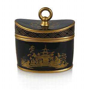  Seda France Monarch Quince Jardins Ceramic Candle