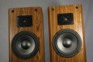 BIC Venturi V820 Speakers+++  