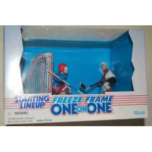  Freeze Frame One on One   Sakic / Richter Toys & Games