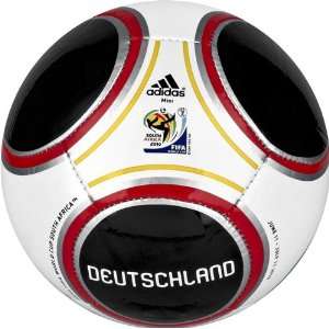 Germany World Cup 2010 Capitano Mini Soccer Ball  Sports 