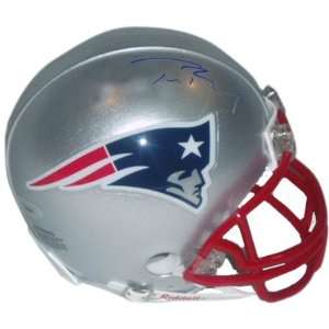  Tom Brady New England Patriots Autographed Riddell Deluxe 