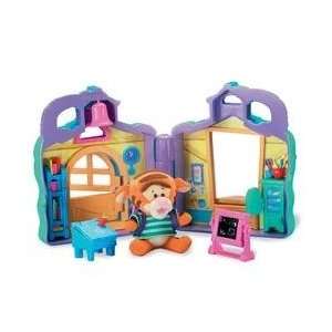  Tiggers First School Day Playset Toys & Games