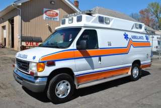 2006 Ford Ambulance by AEV   Really Nice Type II Van   FULL LED 