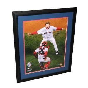 Autograph Jonathon Papelbon World Series Hug 16x20 framed. MLB 