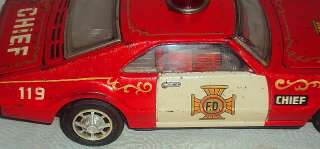   BATTERY OPERETED TIN TOY FIRE CHIEF CAR 1960 MADE IN JAPAN  