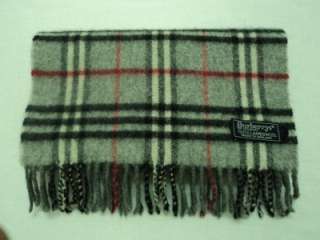 BURBERRYS OF LONDON LAMBSWOOL NOVA CHECK GREY SCARF SC553  