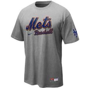   New York Mets Ash 2011 MLB Practice T shirt (Small)