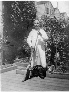 Old Photo San Francisco Calif Chinese Man with Broom  