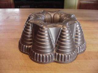   Nordic Ware (MADE IN THE USA) Fiesta Party 10 cup Bundt Cake Pan