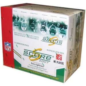  2007 Score Football Box   36 packs of 7 cards Sports 