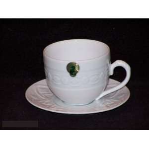 Waterford China Iveagh Cups & Saucers 