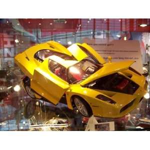  Ferrari Enzo in Yellow Diecast Model Car in 112 Scale 