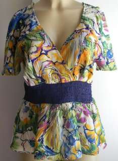 JONATHAN MARTIN floral printed v neck with gaterize waist top size 