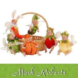  Mark Roberts Fairies Spring 51 11830 Garden Babies Set of 