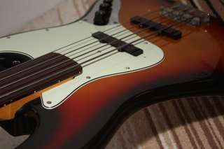 Fender (Fender Japan) JBD 62 Fretless Sunburst Jazz Bass Guitar MIJ 