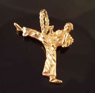 14K SOLID YELLOW GOLD KARATE PENDANT  