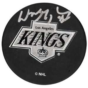  Autographed Wayne Gretzky Puck   Los Angeles Kings Sports 