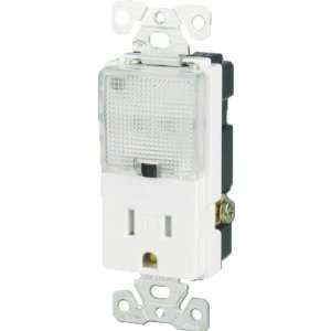   15A 15 Amp Receptacle W/LED Sensor Nightlight White