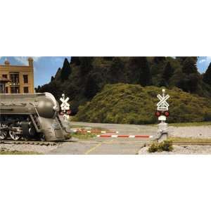  HO Operating Crossing Signals w/Sound Toys & Games