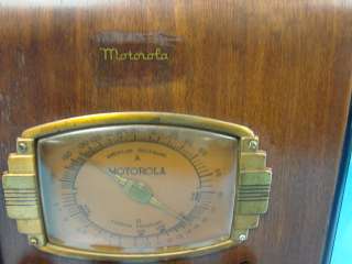 Antique Tube Radio Motorola Model 5T 1 Art Deco AM/SW Wood Case Gold 