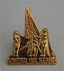  /01 911 WTC UNITED WE STAND HAT / LAPEL PIN YELLOW WORLD TRADE CENTER