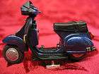 80s Recollections White Metal Handbuilt Vespa T5 125cc Scooter 1/32 
