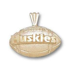  Washington Huskies 10K Gold HUSKIES Football Pendant 