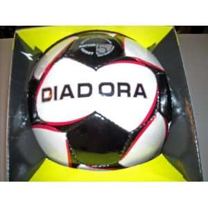  Diadora Soccer Ball Raptor   Size 4