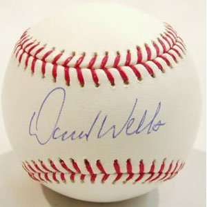  Autographed David Wells Baseball   Rawlings Official 