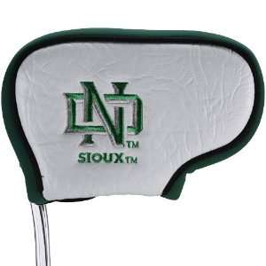 North Dakota Fighting Sioux Green White Blade Putter Cover 