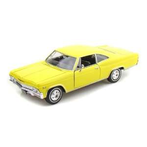  1965 Chevy Impala SS 396 1/26   Yellow Toys & Games