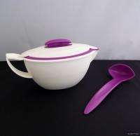 Tupperware Open House Insulated Microwave Gravy Bowl with Ladle  NEW 