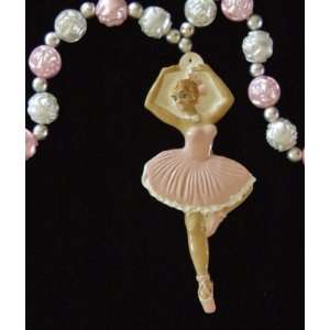   Dance Dancing Pink Mardi Gras Beads New Orleans Toys & Games
