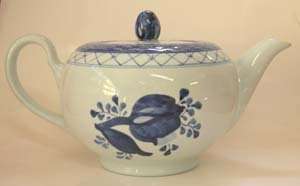 Royal Copenhagen Tranquebar Teapot with Lid  