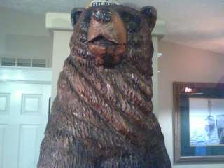 CHAIN SAW CARVED BEAR WOODEN LIFE SIZE RARE  