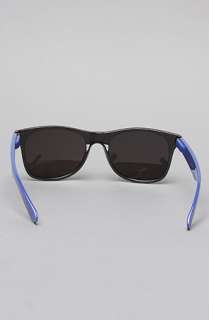 Accessories Boutique The Watch Yourself Sunglasses in Blue 