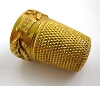 Superb Antique 18ct Solid Gold Thimble With Oak & Acorn Applied Panel 