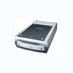Microtek Scanmaker i800 ProDesign with Digital ICE / 4800 dpi / 35mm 