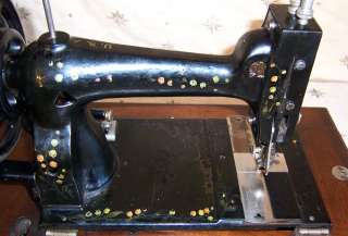 1890s New White Peerless model B Hand Crank Sewing Machine  