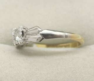 On Antique or Vintage secondhand rings we do not have a colour 