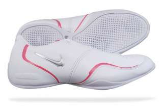 Nike Air Butrfli Lo Womens Cardio Trainers 101 All Sizes  