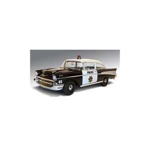  1957 Chevy Bel Air Police 1/18 Black & White Toys & Games
