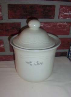 PFALTZGRAFF WHITE COOKIE JAR / CANISTER 1 1/2 QT # 509  