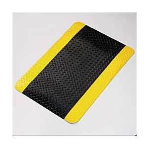 WEARWELL UltraSoft Diamond Plate Anti Fatigue Mat   Black/yellow 